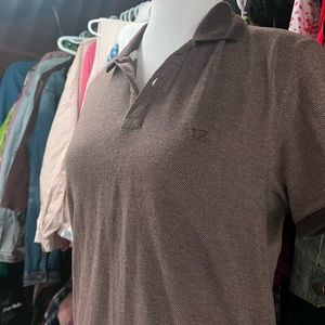 men’s collared brown shirt